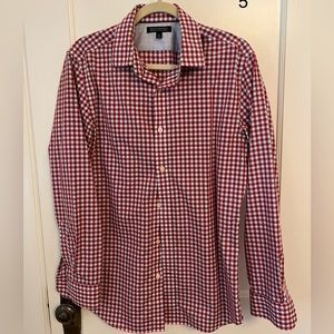 Men’s Banana Republic button down shirt in perfect condition.